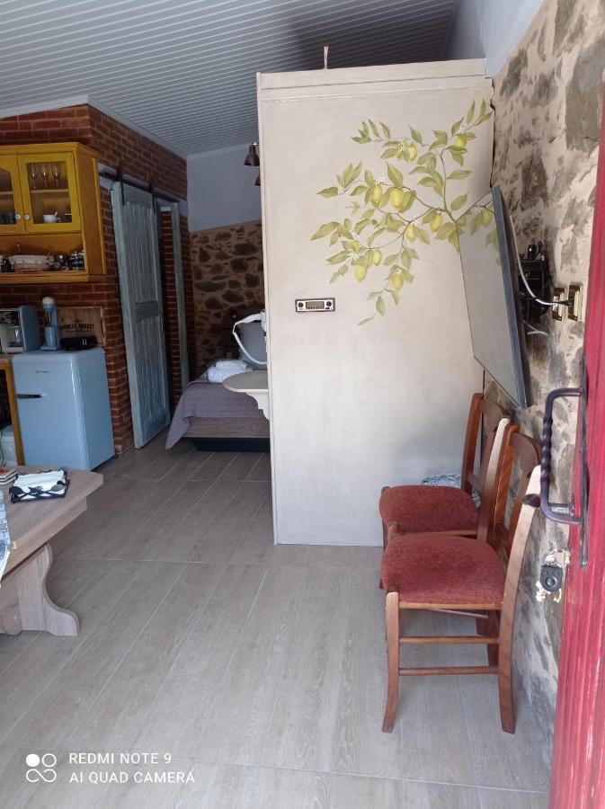 Villa Περιβόλι Του Οδυσσέα Volissos Exterior foto